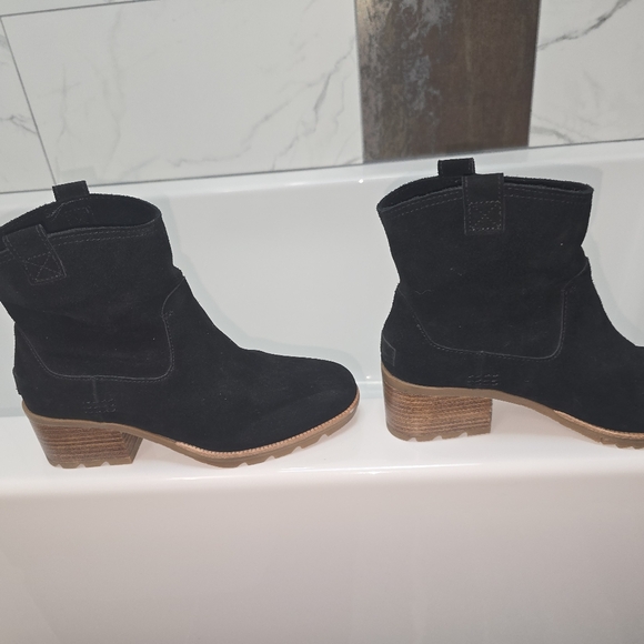 Sorel Cate black suede rain boot 8.5 - Picture 3 of 9
